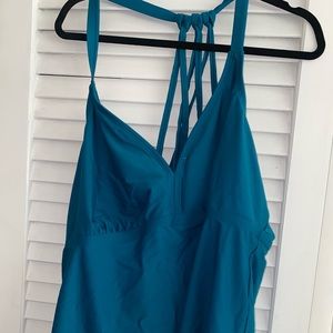 Time and tru 3x plus size bathing suit top